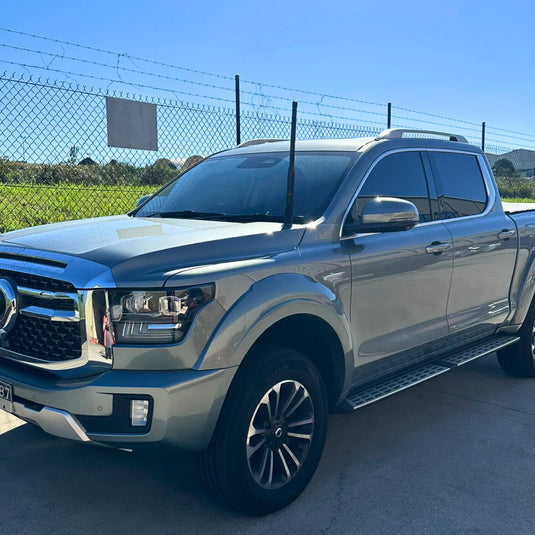 GWM Cannon Alpha 2024-On Bonnet Hinge UHF Antenna Bracket