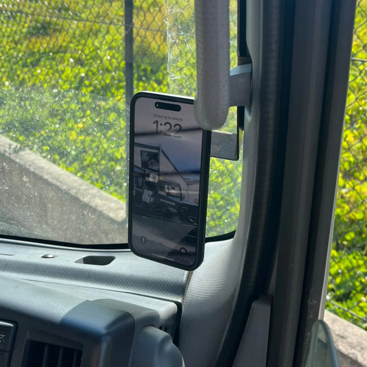 Isuzu NPR 2007-On - Scrub King Phone or UHF Mount