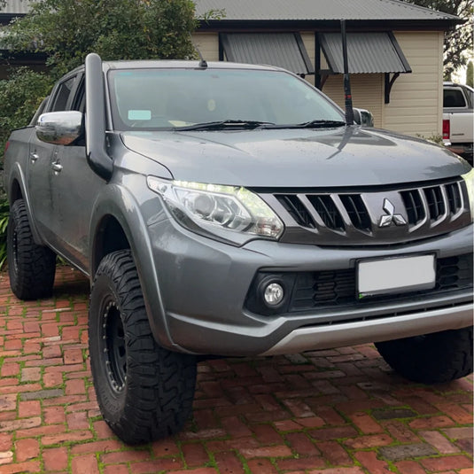 Mitsubishi Triton MQ 2015-2018 Bonnet Hinge UHF Antenna Bracket