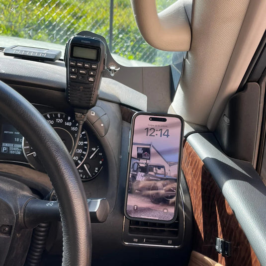 Nissan Patrol Y62 2019-On Scrub King Phone & UHF Mount
