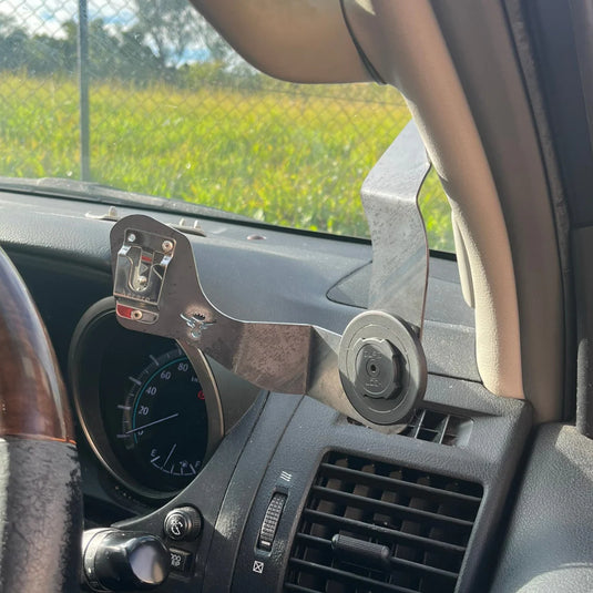 Toyota Prado 150 2009-On Series Scrub King Phone & UHF Mount