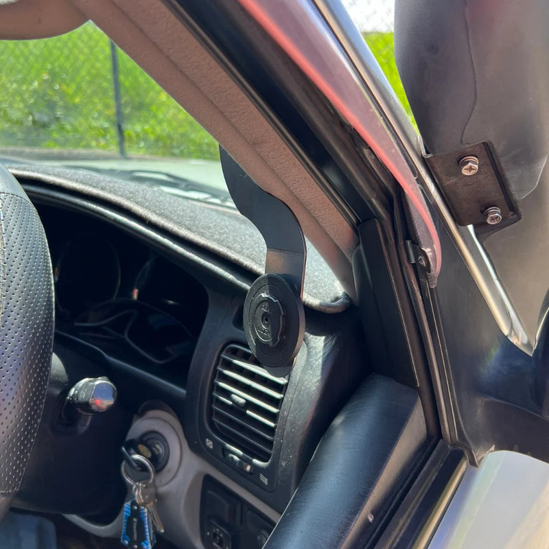 Load image into Gallery viewer, Toyota Land Cruiser 100 Series - Scrub King Phone or UHF Mount
