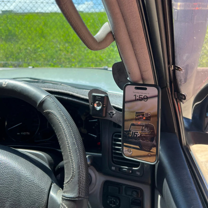 Load image into Gallery viewer, Toyota LandCruiser 100 Series Scrub King Phone &amp; UHF Mount
