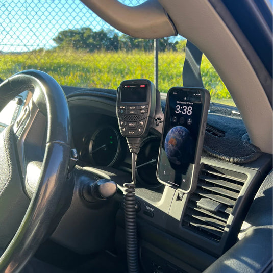 Toyota Landcruiser 200 Series 2016-2022 Scrub King Phone & UHF Mount