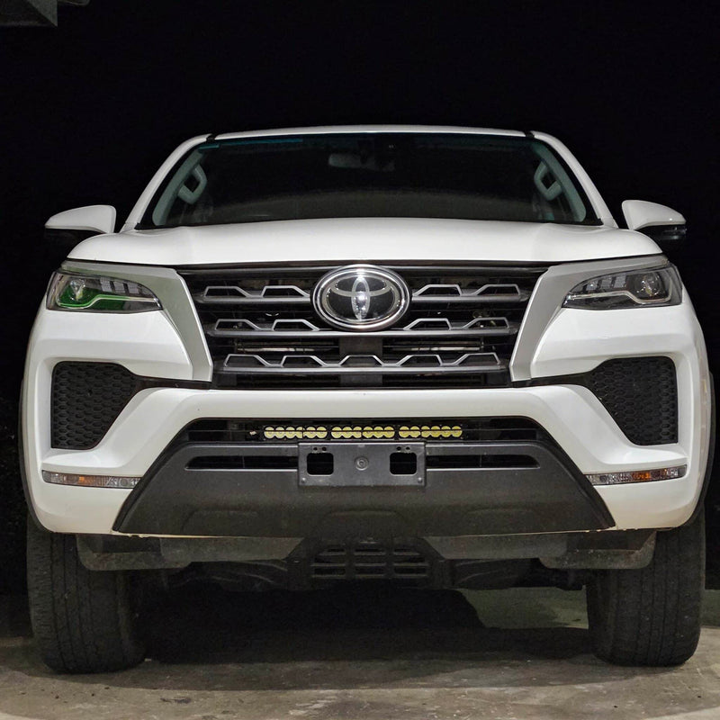 Load image into Gallery viewer, Ultra Vision Lighting Toyota Fortuner LED Light Bar Kit Driving Lights On
