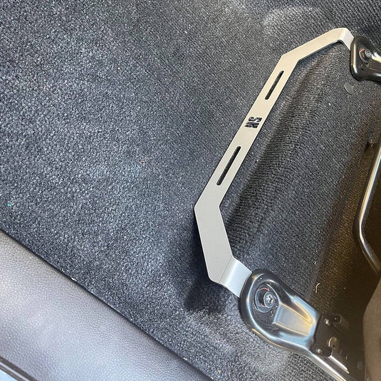 Isuzu D-MAX 2021-On Scrub King Fire Extinguisher Mounting Bracket