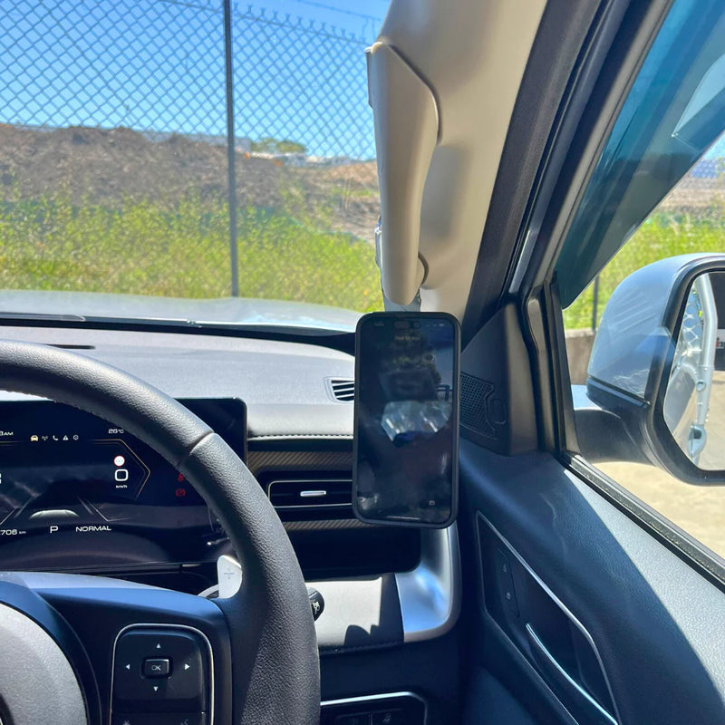 Load image into Gallery viewer, GWM Cannon Ultra 2025-On Scrub King Phone Mount 
