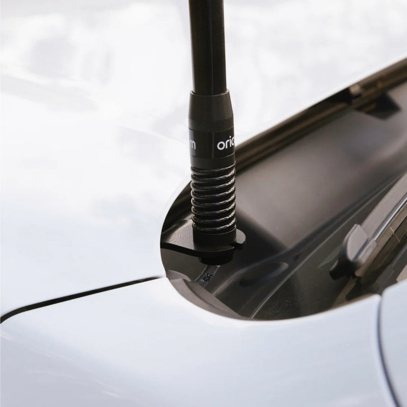 Load image into Gallery viewer, GWM Cannon 2019-On Bonnet Hinge UHF Antenna Bracket
