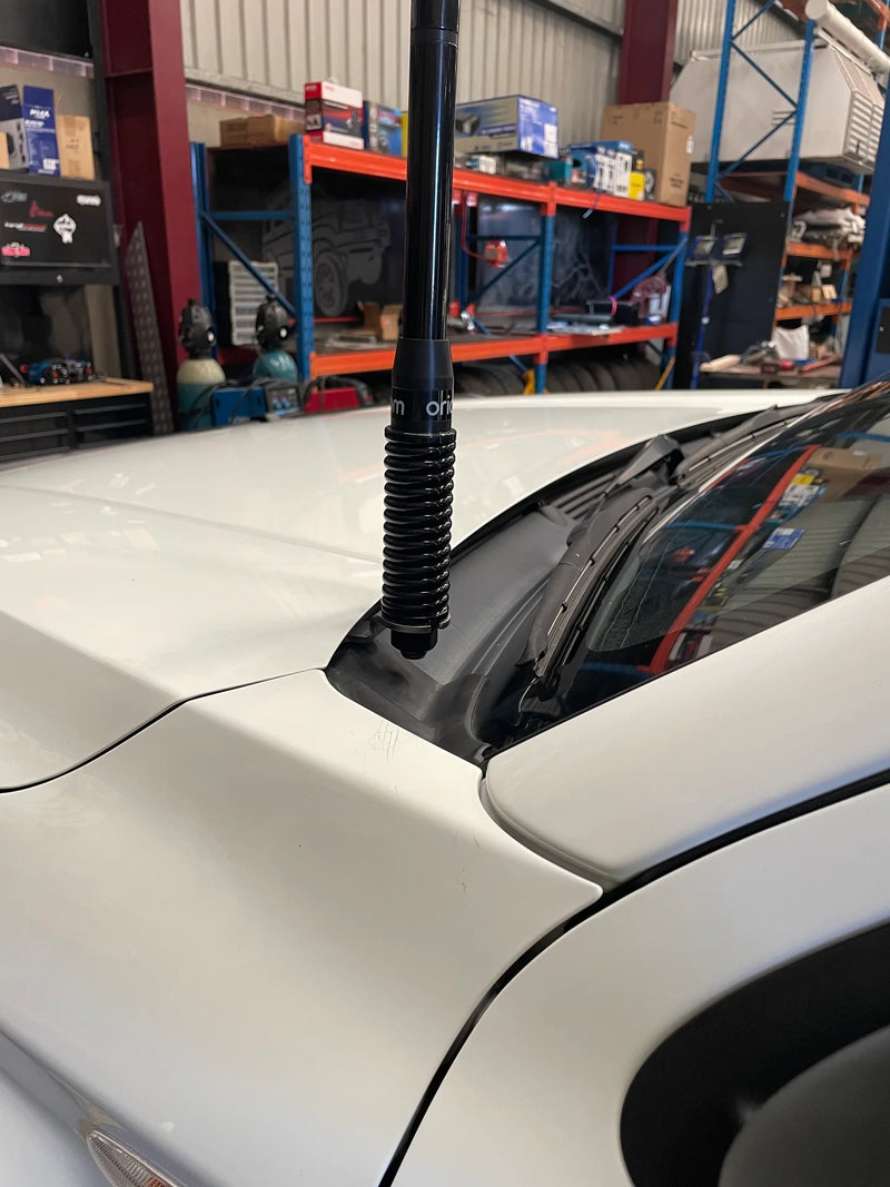 Load image into Gallery viewer, Mitsubishi Triton MR 2018-2023  Bonnet Hinge UHF Antenna Bracket
