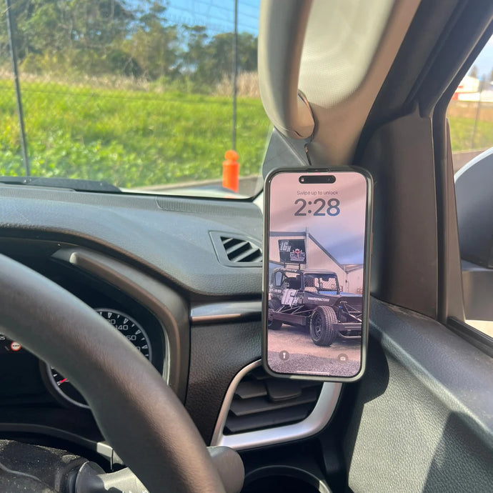 Isuzu D-Max 2021-On - Scrub King Phone or UHF Mount