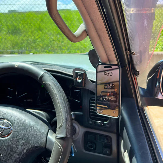 Toyota LandCruiser 105 Series Phone & UHF Mount | Scrub King