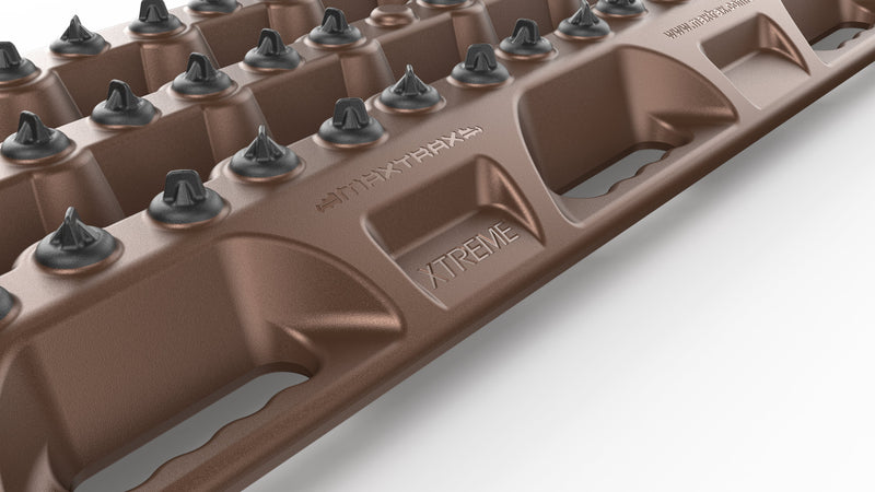 Load image into Gallery viewer, MAXTRAX XTREME Pearl Bronze recovery track glove-friendly handle detail
