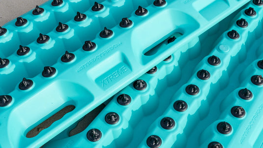 MAXTRAX XTREME Turquoise alloy tooth close-up showing replaceable design