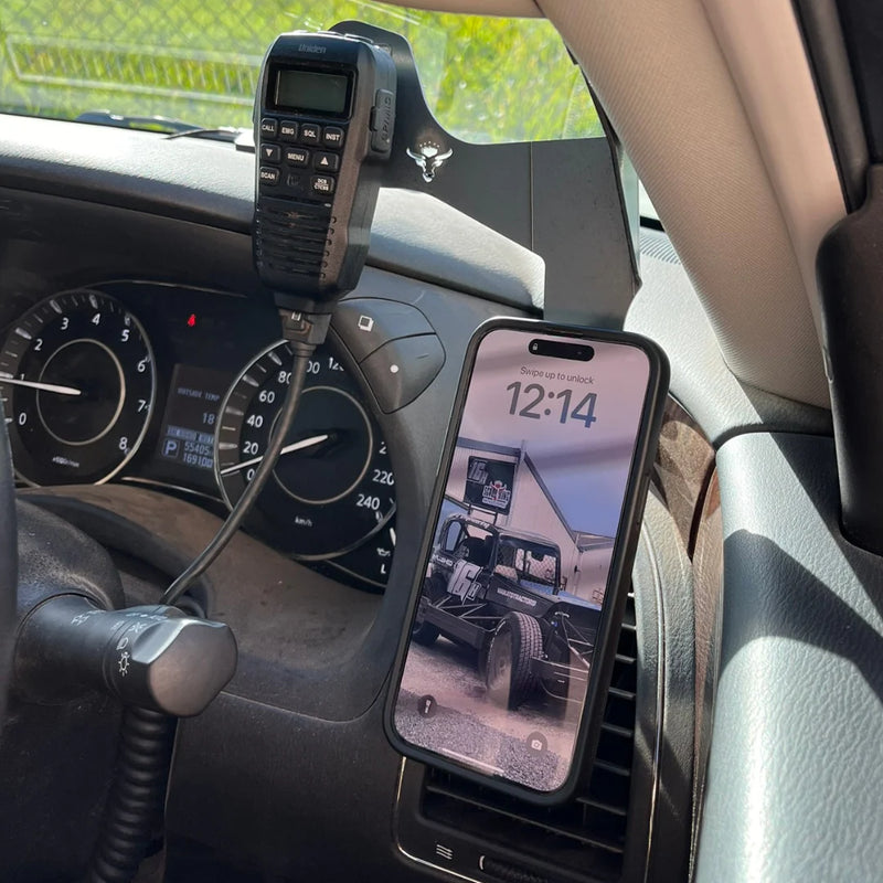Load image into Gallery viewer, Nissan Patrol Y62 2019-On Scrub King Phone &amp; UHF Mount
