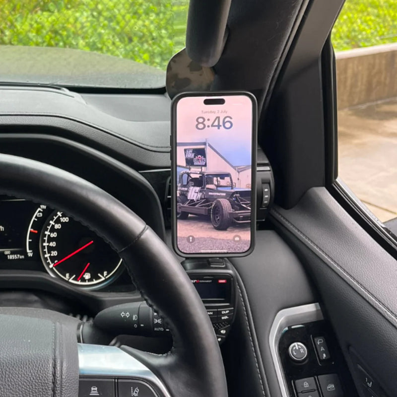 Load image into Gallery viewer, Toyota LC 300 Series 2021-On - Scrub King Phone or UHF Mount
