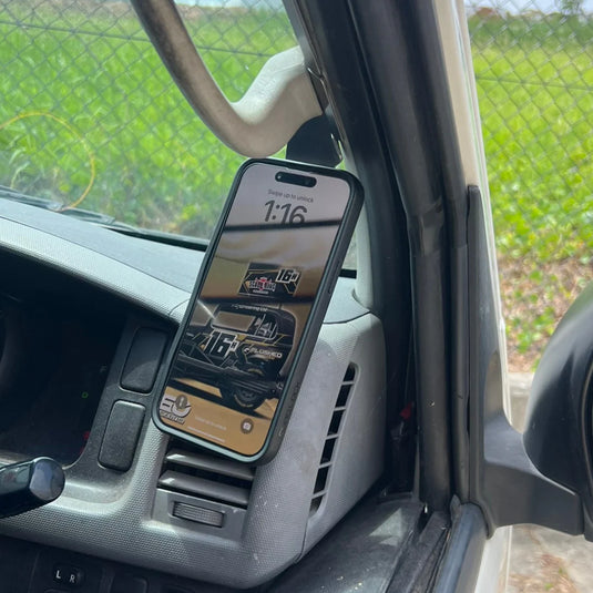 Toyota HiAce 2004-2018 - Scrub King Phone or UHF Mount