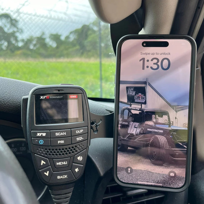 Toyota Hilux 2015-On - Scrub King Phone and UHF Mount