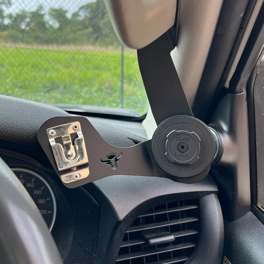 Toyota Hilux 2005-2014 Scrub King Phone & UHF Mount