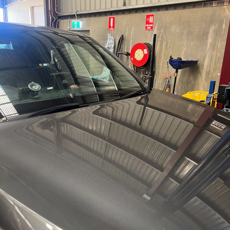 Load image into Gallery viewer, SsangYong Musso 2019-On Bonnet Hinge UHF Antenna Bracket
