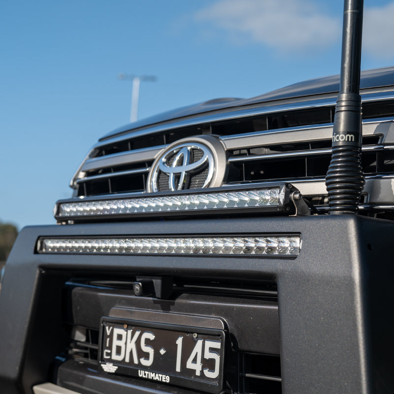 Load image into Gallery viewer, Toyota Landcruiser 200 Series 2015-2022 Ultimate9 Nudge Bar
