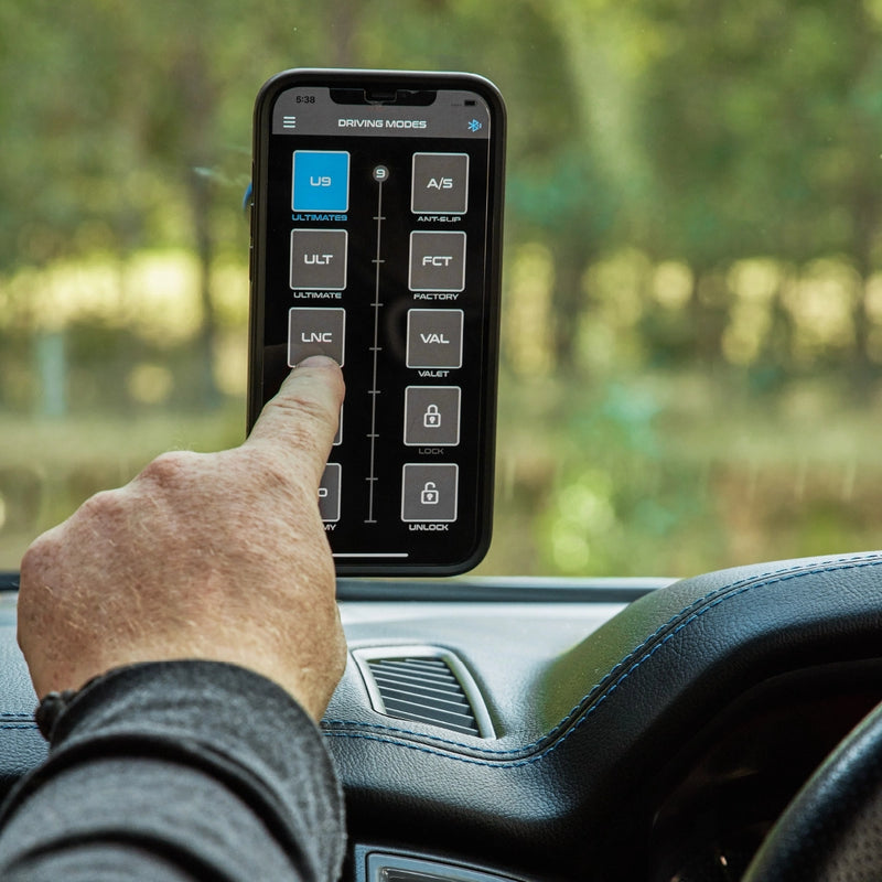 Load image into Gallery viewer, Toyota C-HR 2023-On Ultimate9 evcX Throttle Controller 
