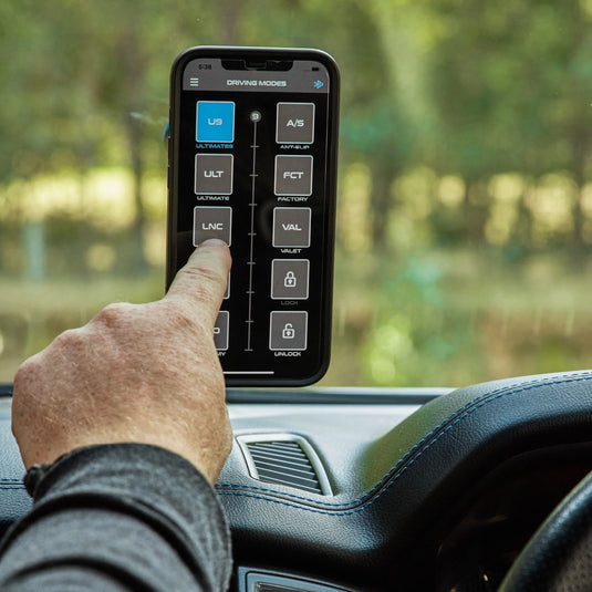 Nissan Navara D27 Ultimate9 evcX Throttle Controller 